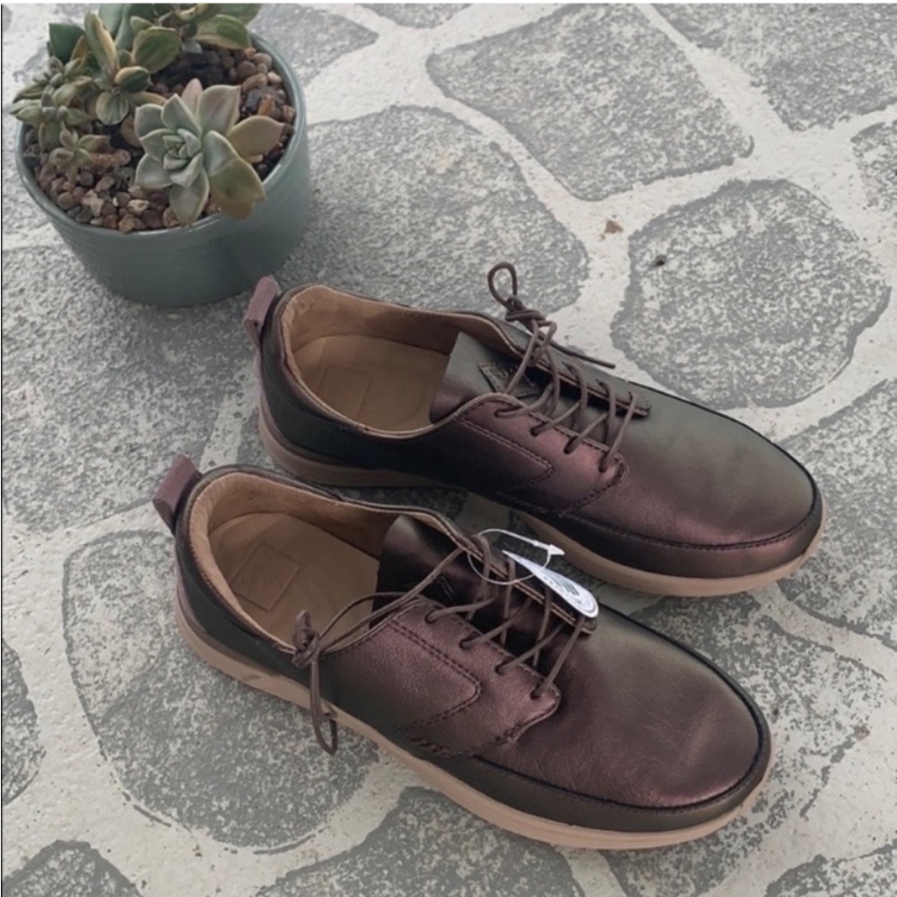 Reef Rover Low Le Sneaker - Picture 6 of 8